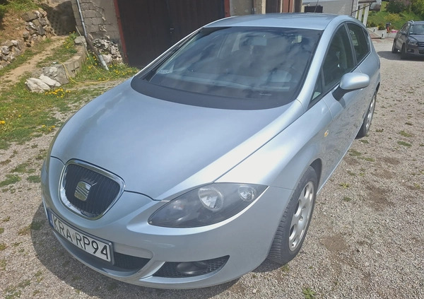 Seat Leon cena 10900 przebieg: 252000, rok produkcji 2007 z Krzeszowice małe 67